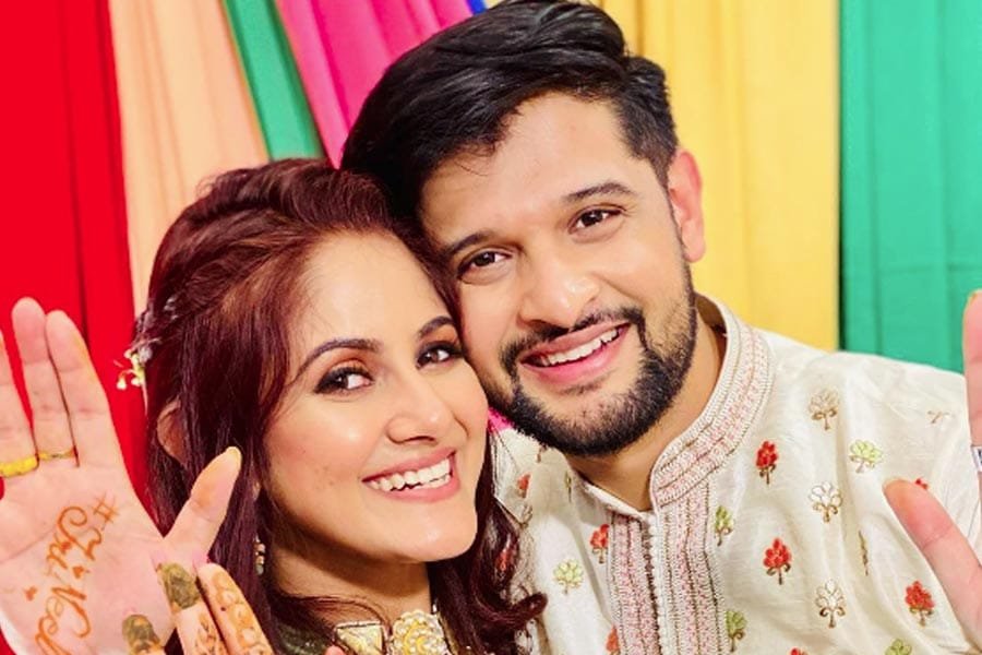 সত্যিই কি ভাঙছে নীল–তৃণার সংসার? গুঞ্জনের মাঝেই সহ-অভিনেত্রীর ভাইরাল পোস্টে নতুন মোড়